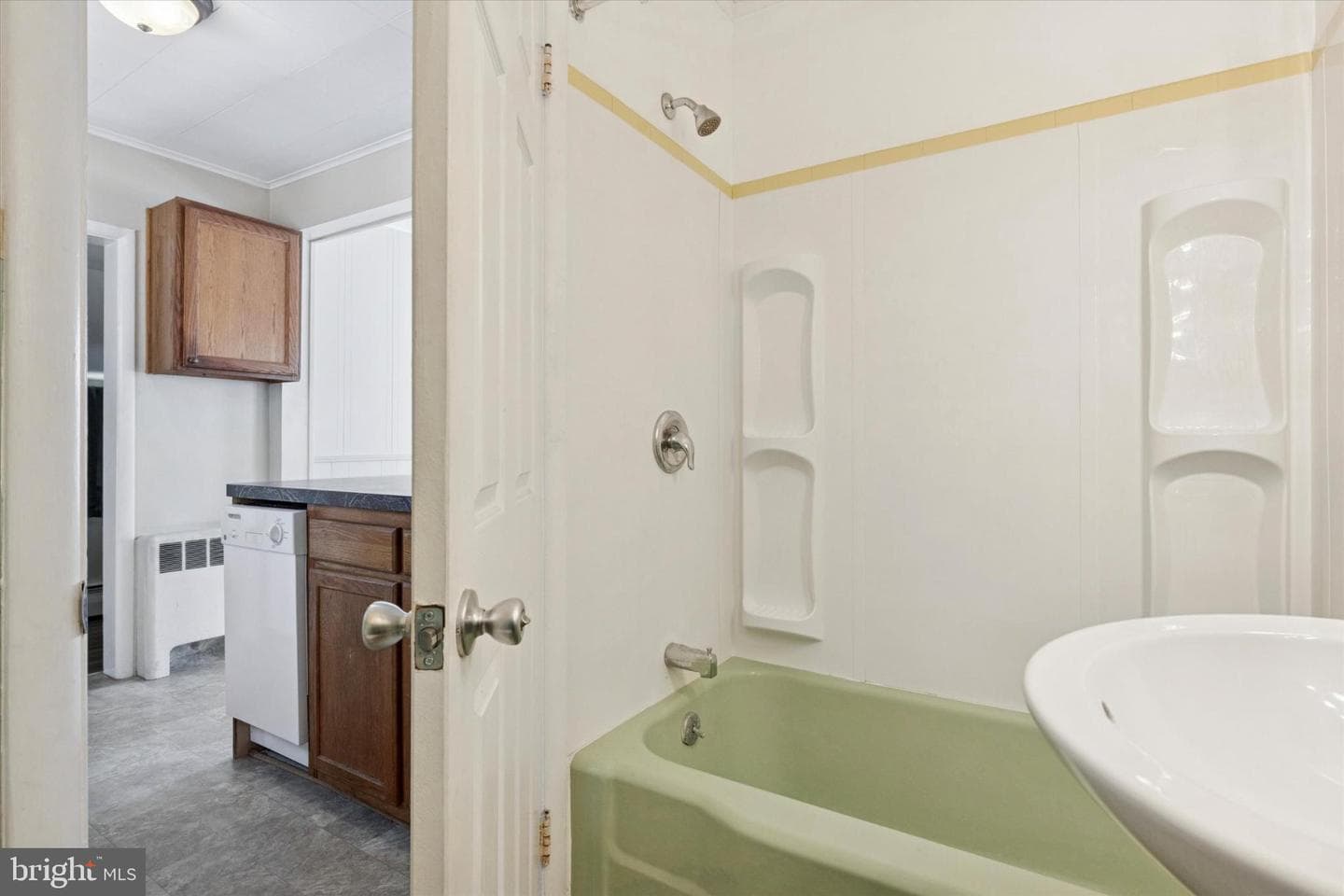 339 Laurel Avenue photo 9
