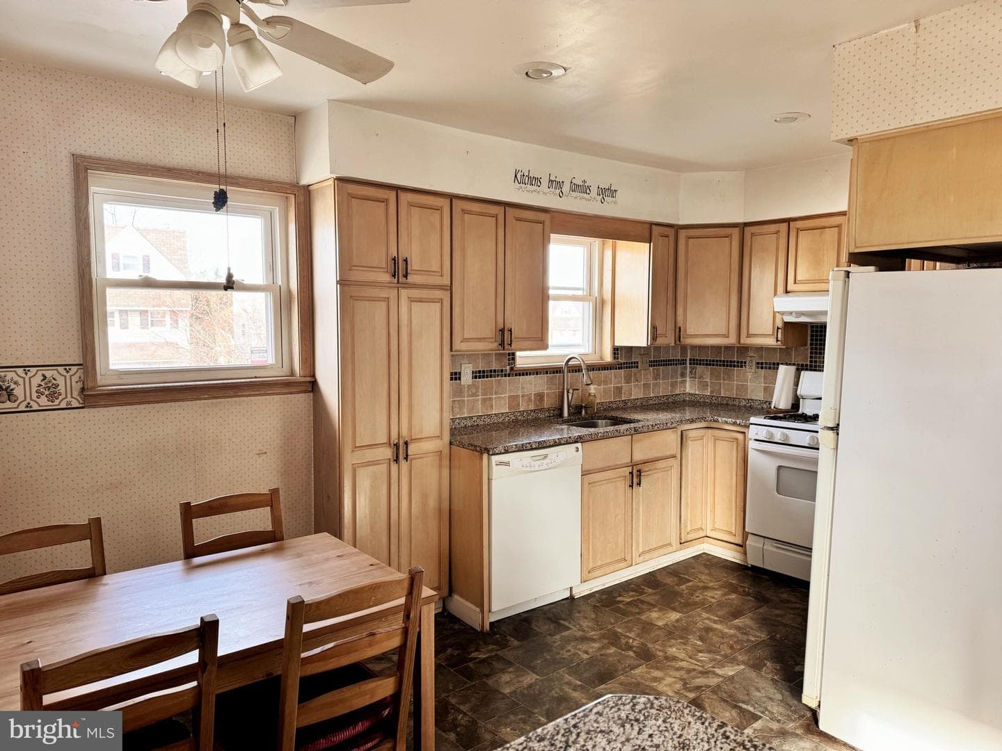 1726 Calamia Drive photo 9