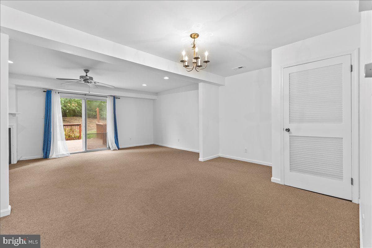 502 Brookwood Drive photo 10