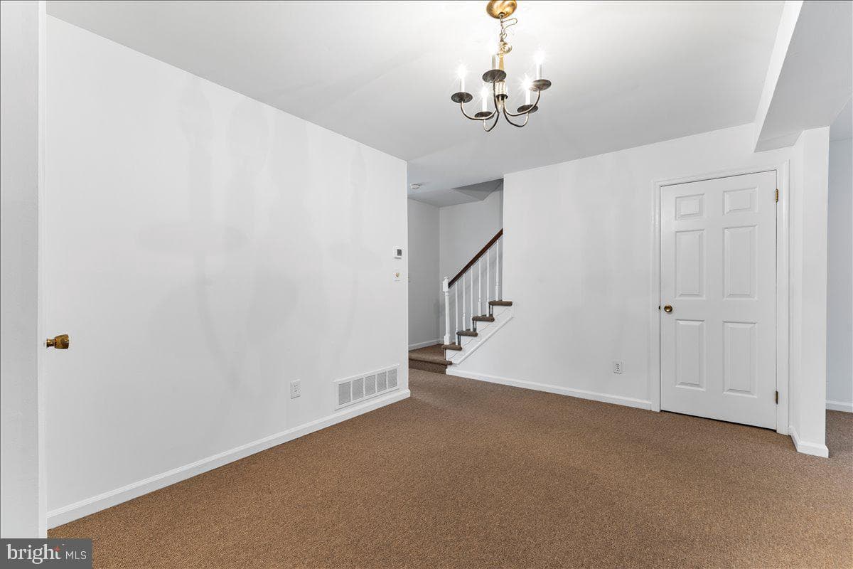 502 Brookwood Drive photo 11