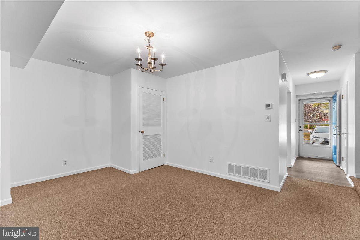 502 Brookwood Drive photo 12