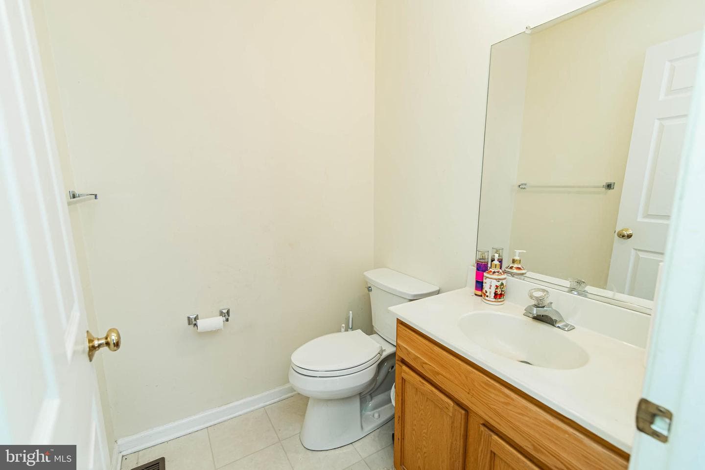 369 Wheatfield Circle photo 16