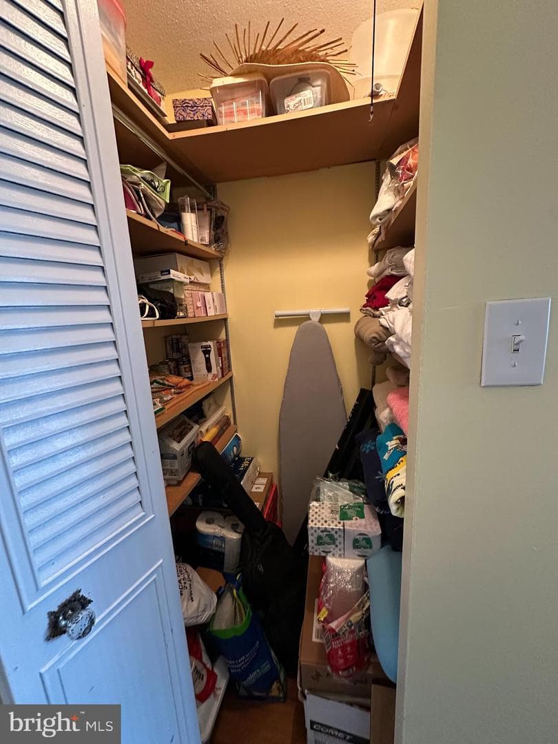 1001 City #E-914 photo 17