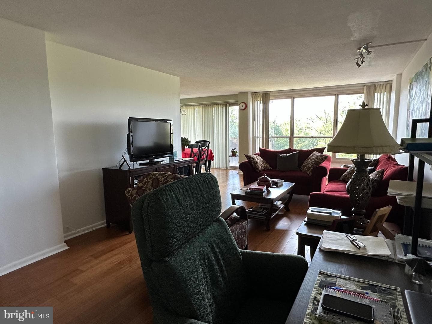 1001 City #E-914 photo 9
