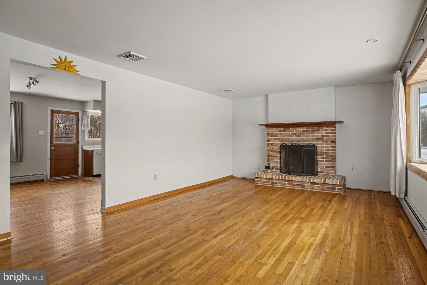 3702 Kings Road photo 11