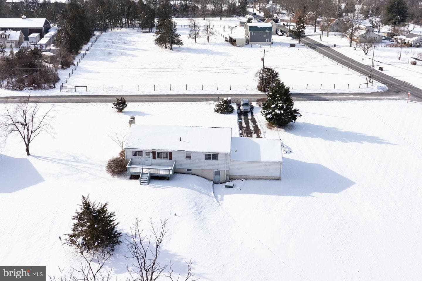 3702 Kings Road photo 8