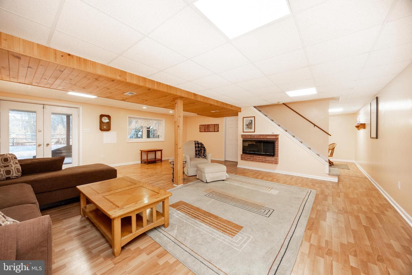 204 E Buchert Road photo 33