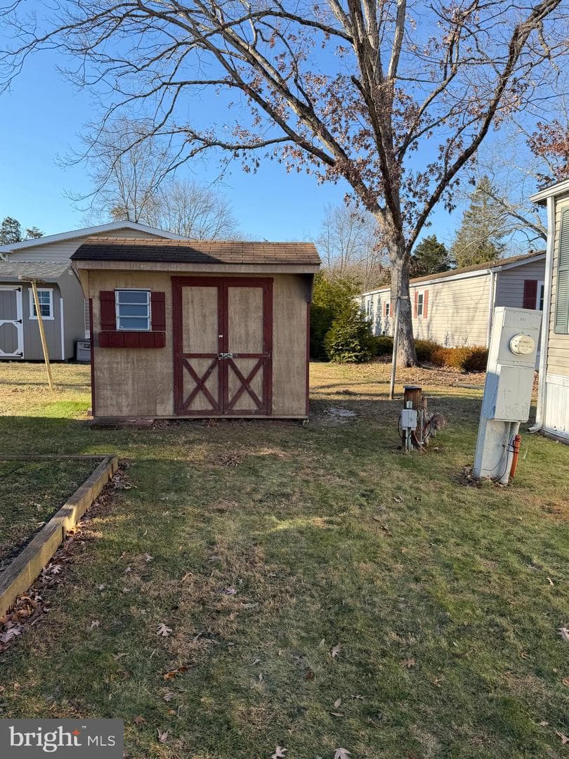 411 Oak Drive photo 3