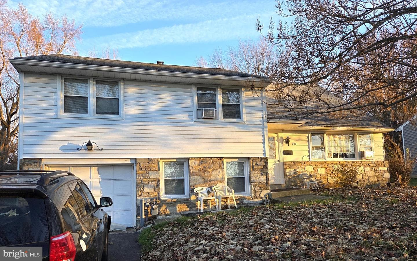 300 Preston Road photo 1