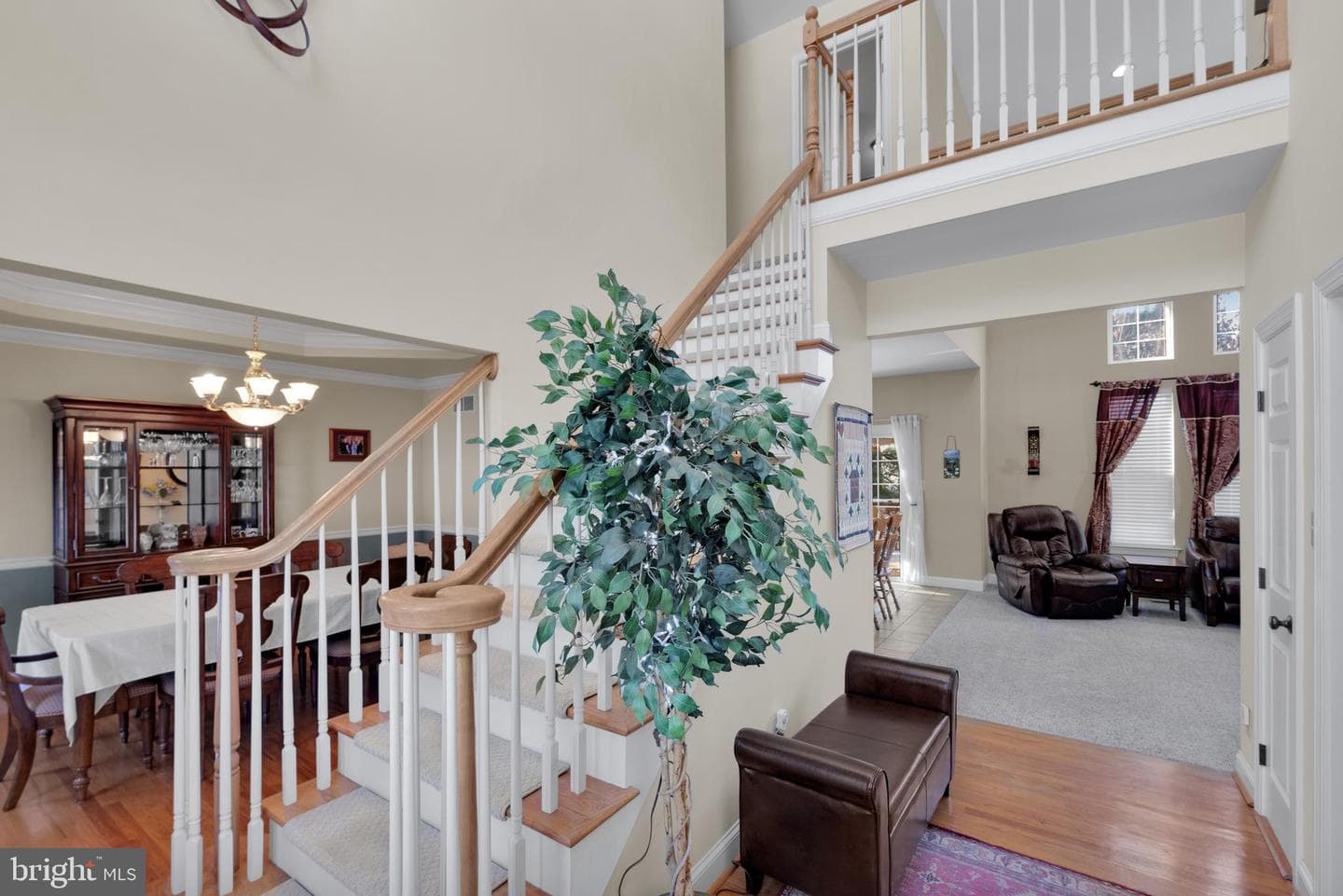 2106 Ridge Way photo 2