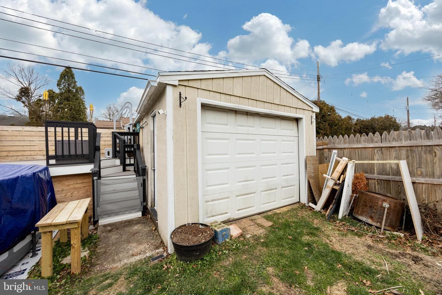 652 Woodland Drive photo 37