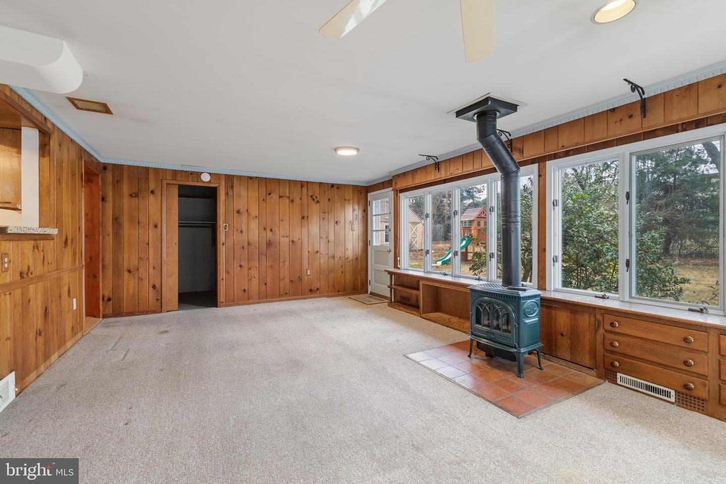 134 Spring Avenue photo 10