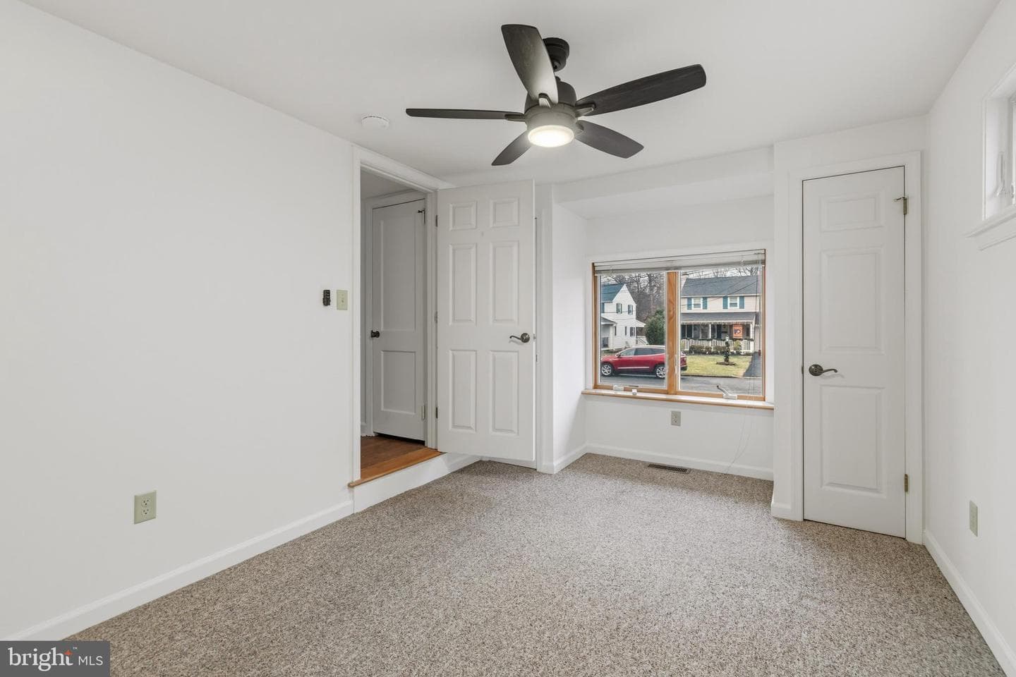134 Spring Avenue photo 15