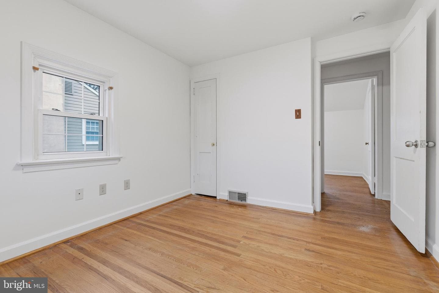 134 Spring Avenue photo 23