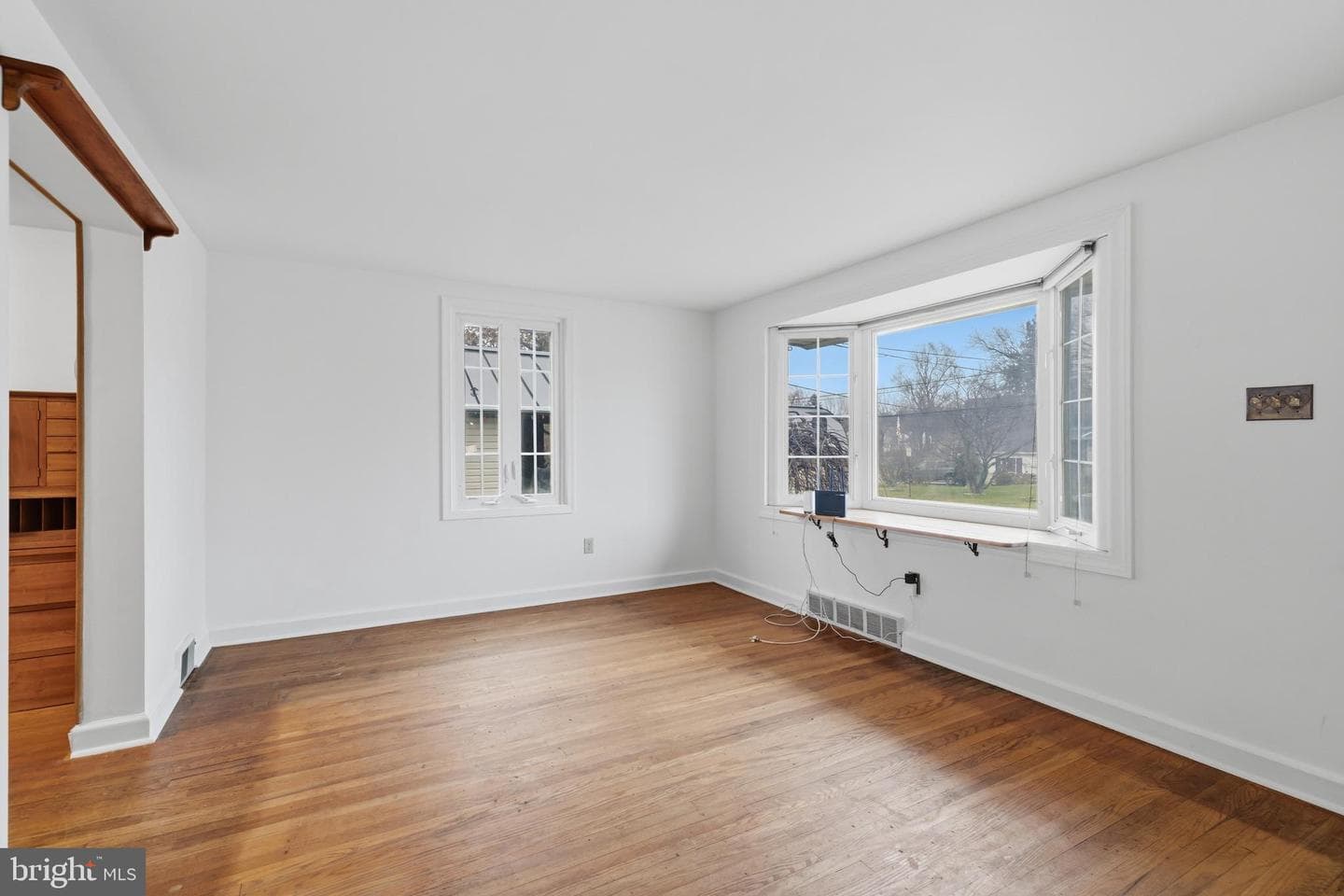 134 Spring Avenue photo 4