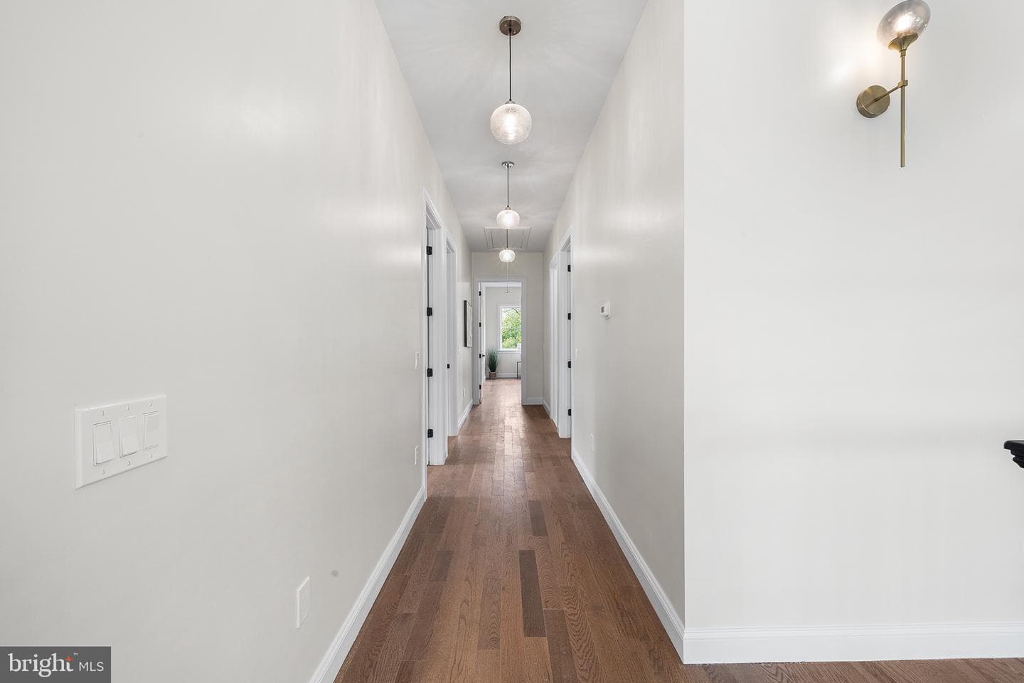 105 W 3rd Avenue photo 19