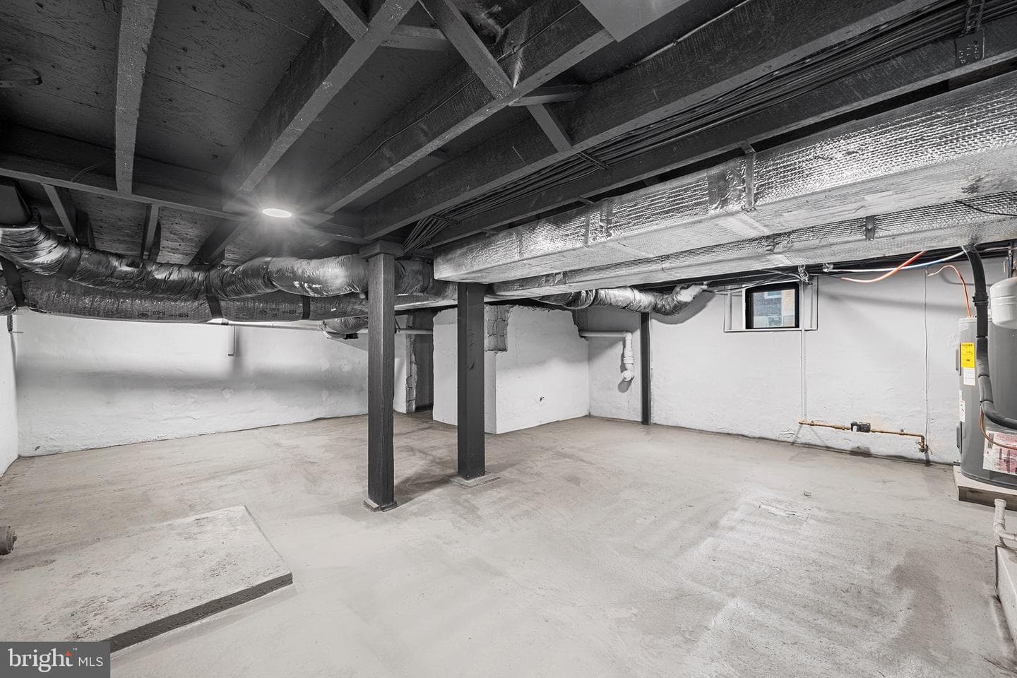 105 W 3rd Avenue photo 39