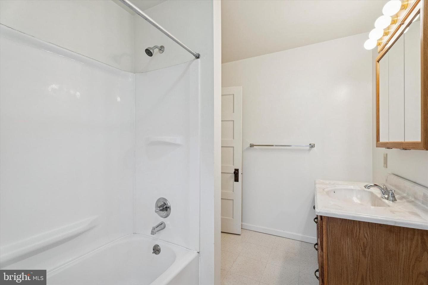 305 Susquehanna Avenue photo 17