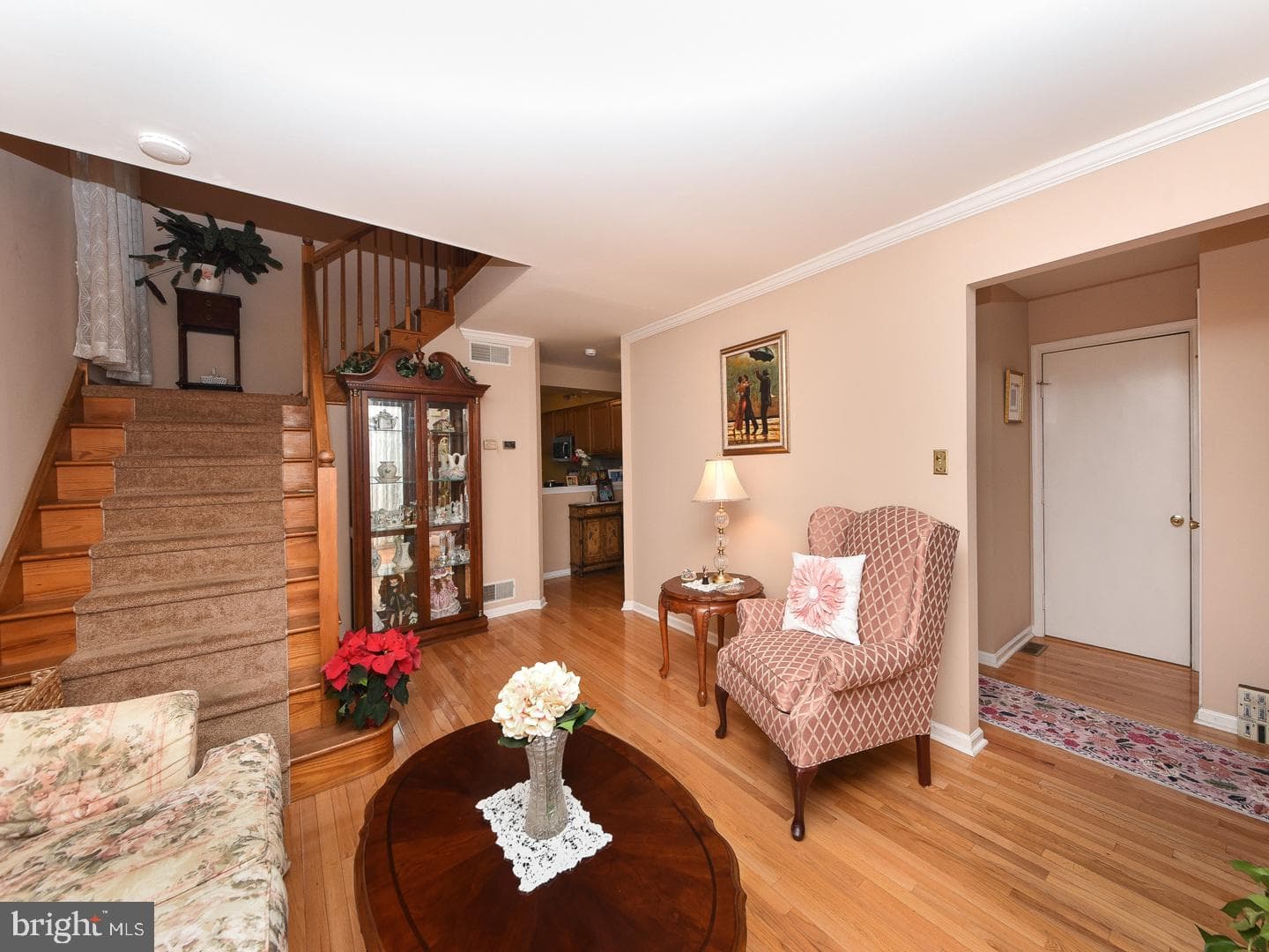 264 Mankin Avenue photo 10