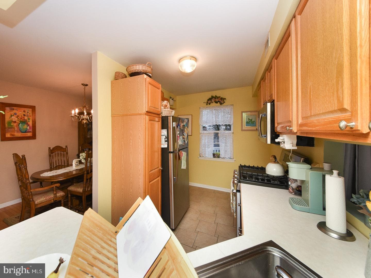 264 Mankin Avenue photo 17
