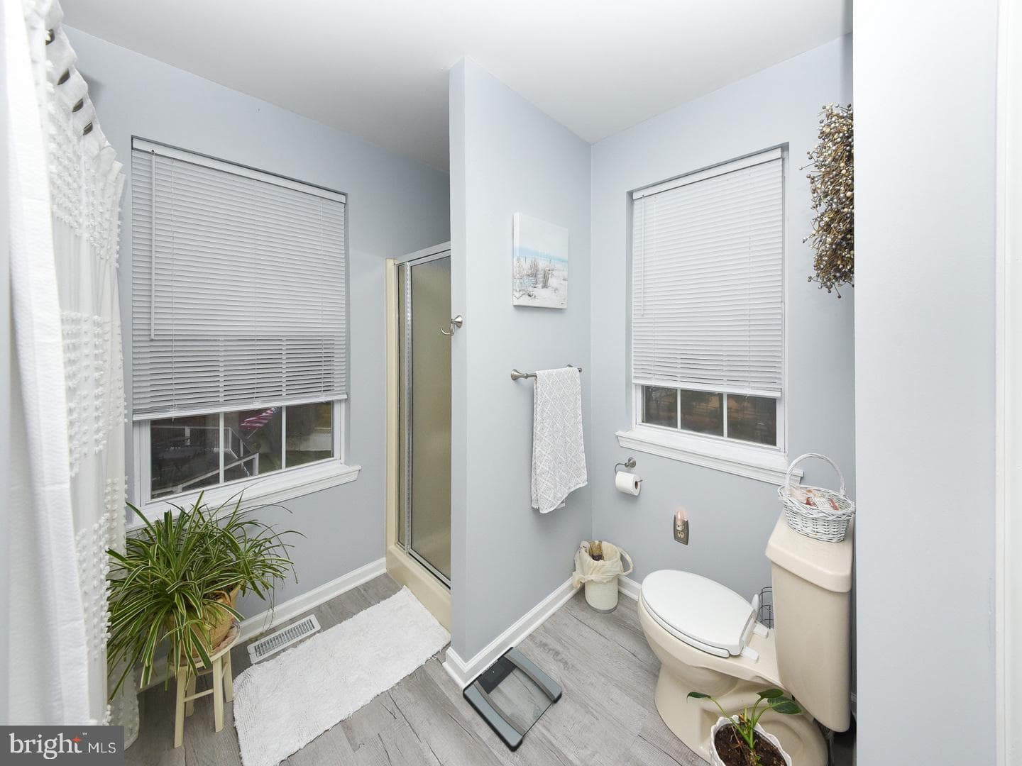 264 Mankin Avenue photo 30
