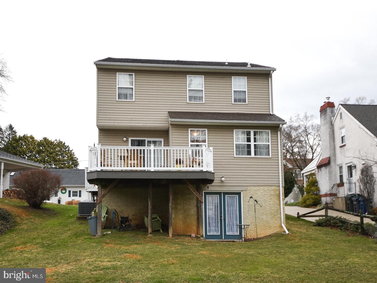 264 Mankin Avenue photo 46