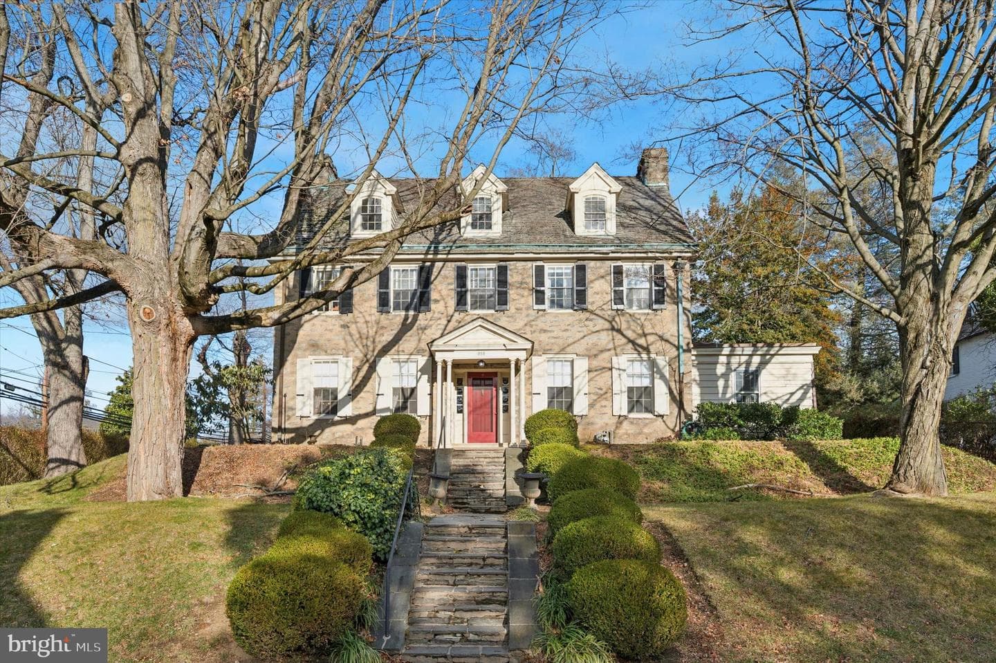 353 Woodley Road