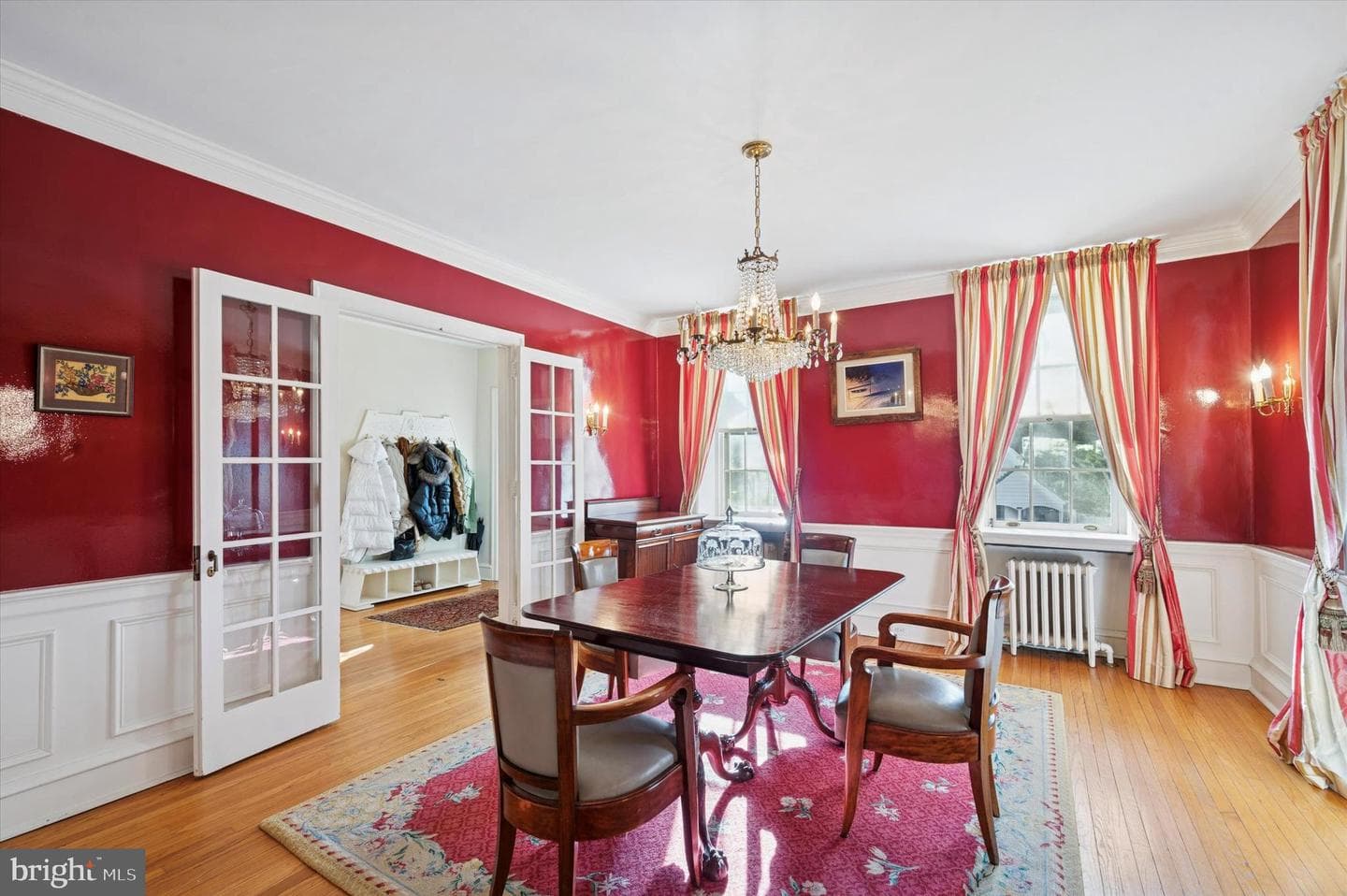 353 Woodley Road photo 8