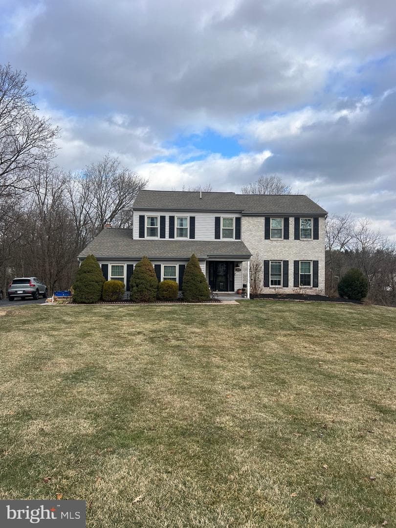 1520 Susan Drive photo 2