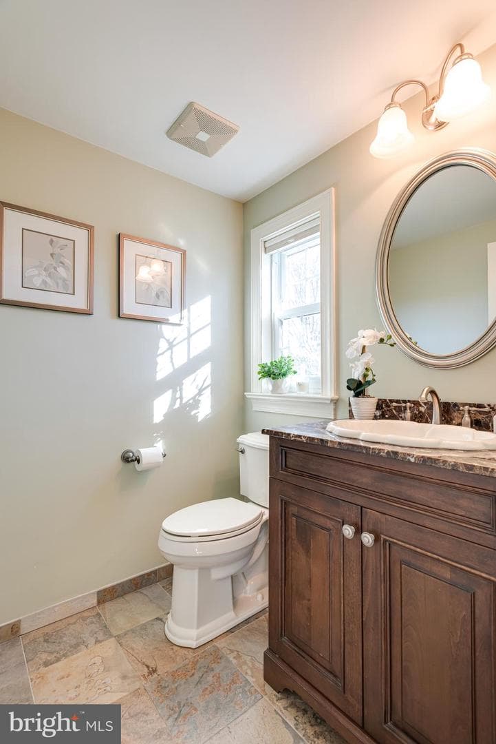 1040 Great Springs Road photo 27