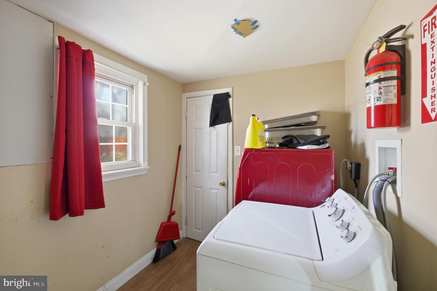307 Haws Avenue photo 8