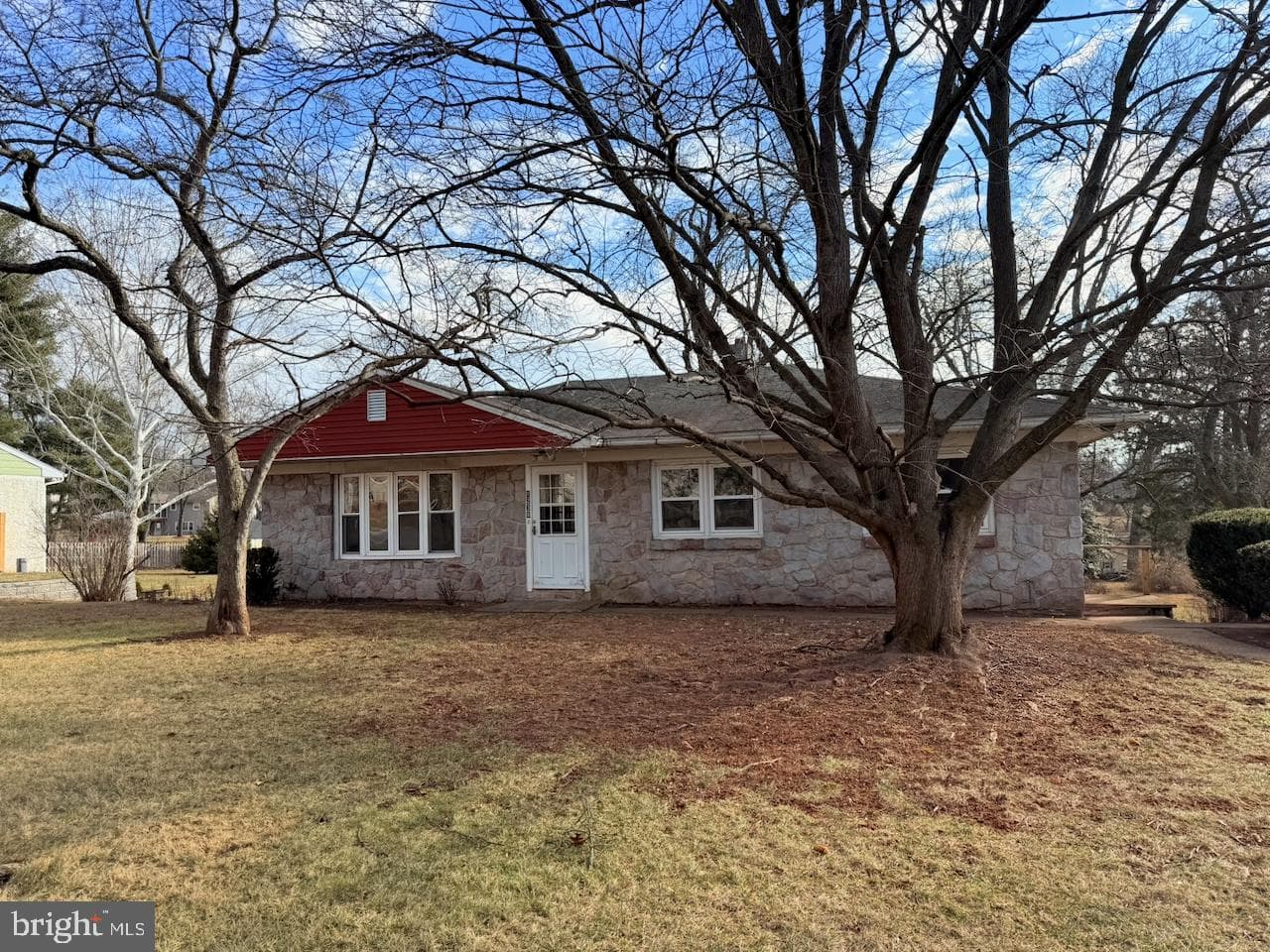 1238 Kauffman Road photo 2