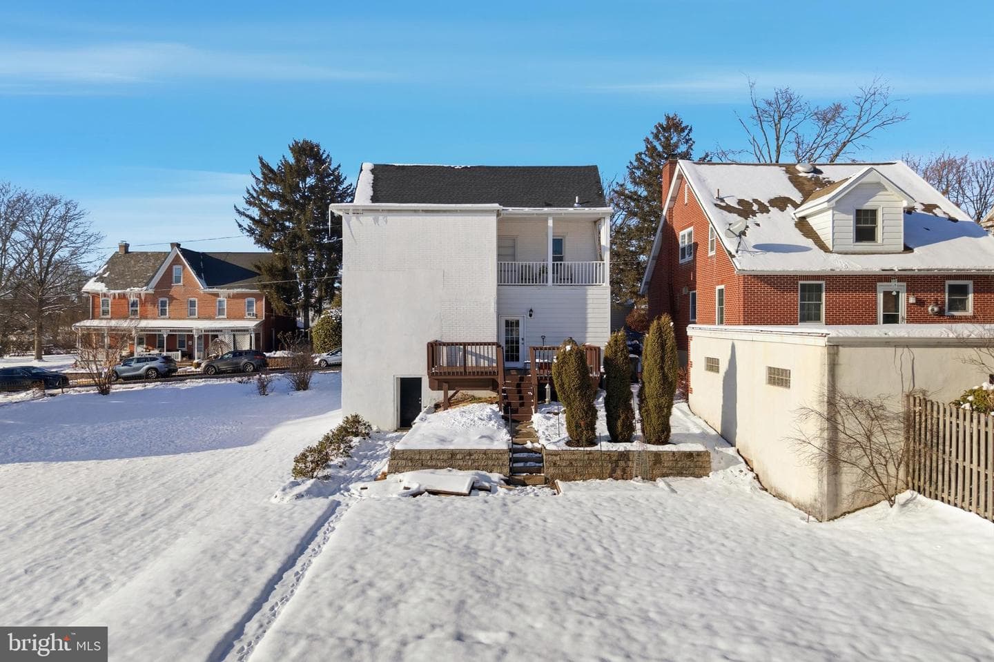 220 3rd Street photo 38