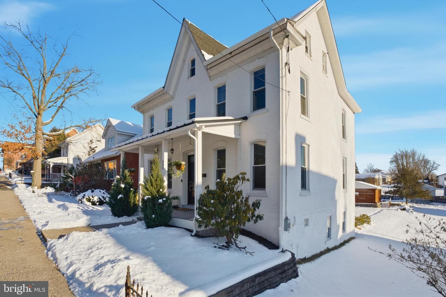 220 3rd Street photo 7