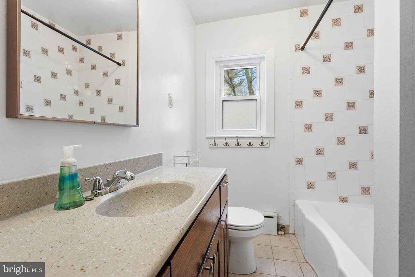 324 Rogers Road photo 15
