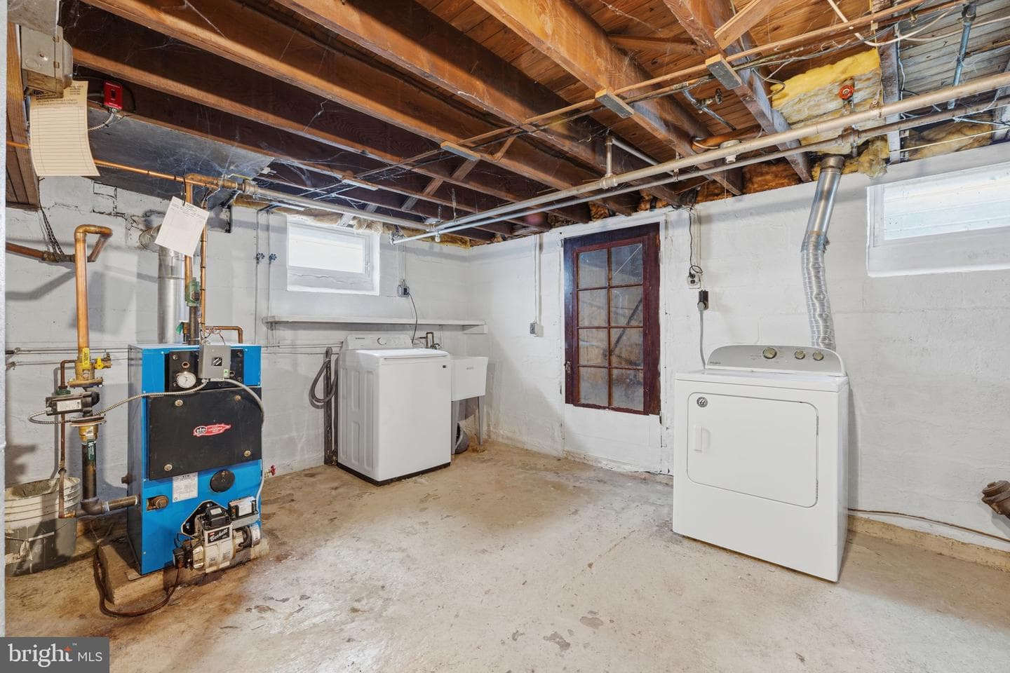 324 Rogers Road photo 35