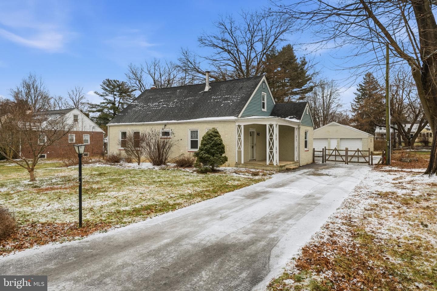 324 Rogers Road photo 36