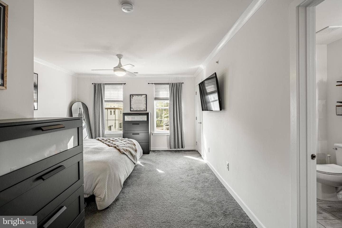 12 Manchester Drive photo 15