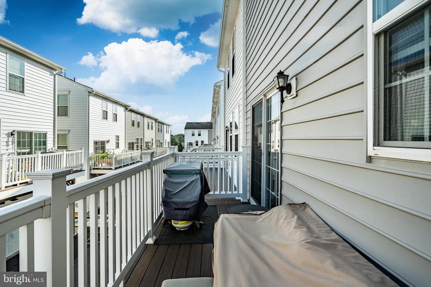 12 Manchester Drive photo 28