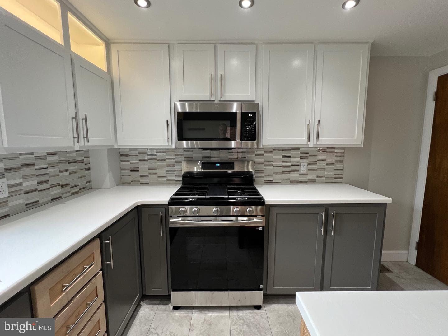 256 Walnut Street photo 15