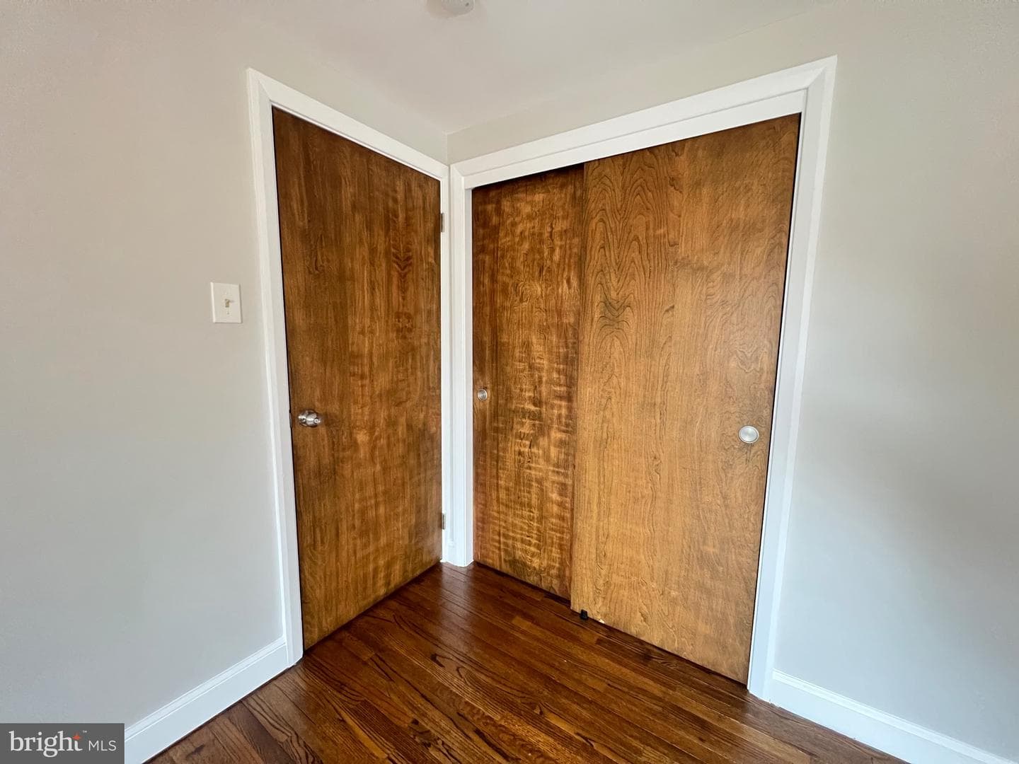 256 Walnut Street photo 40