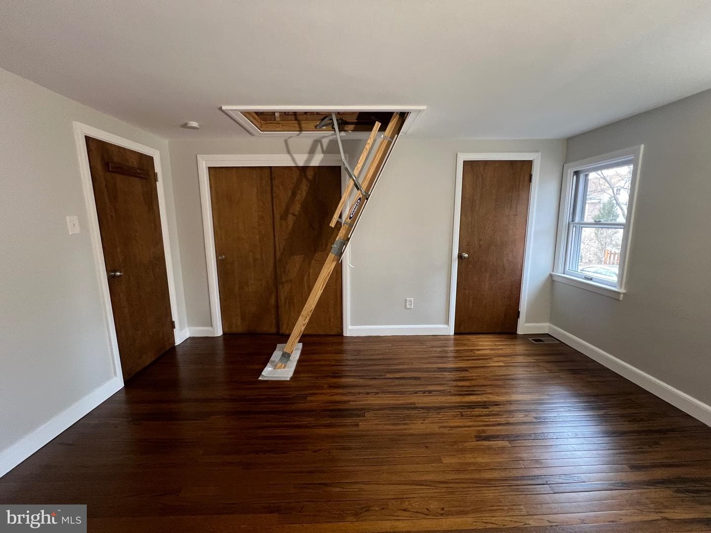 256 Walnut Street photo 50