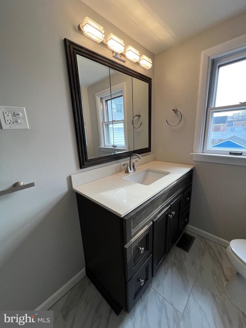 256 Walnut Street photo 55