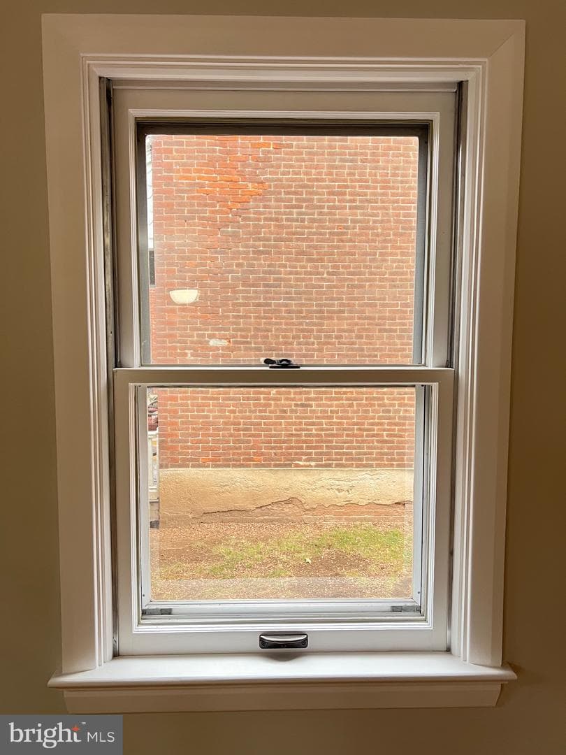 256 Walnut Street photo 6