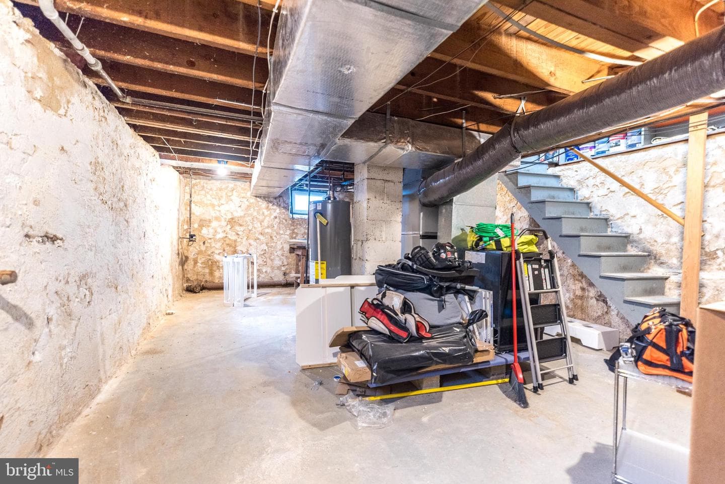 459 Harrison Avenue photo 27