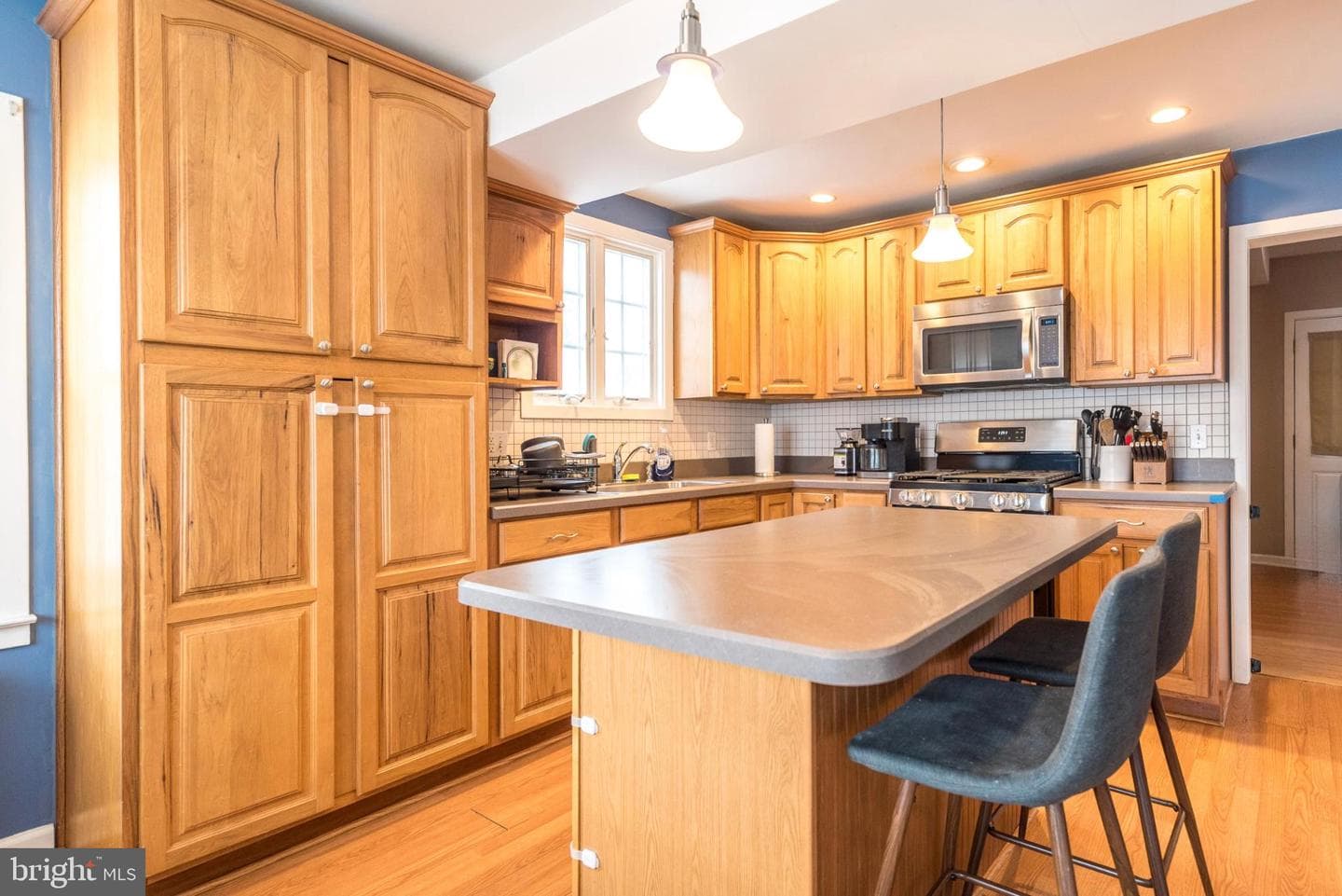 459 Harrison Avenue photo 5