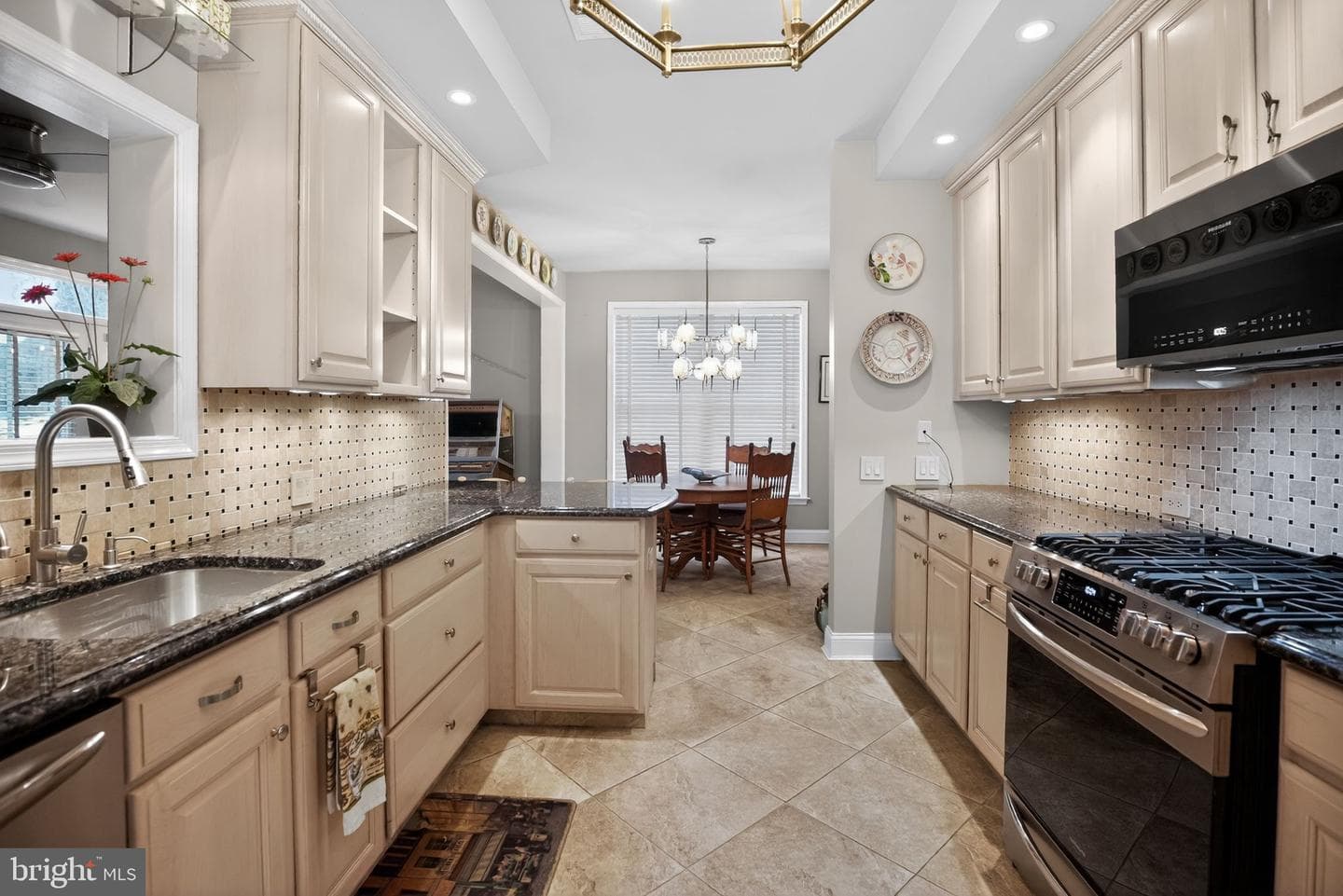 190 Marco Road photo 3