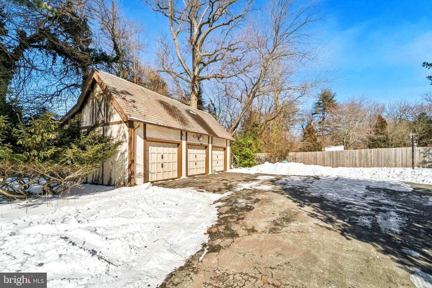 1221 Church Road photo 45