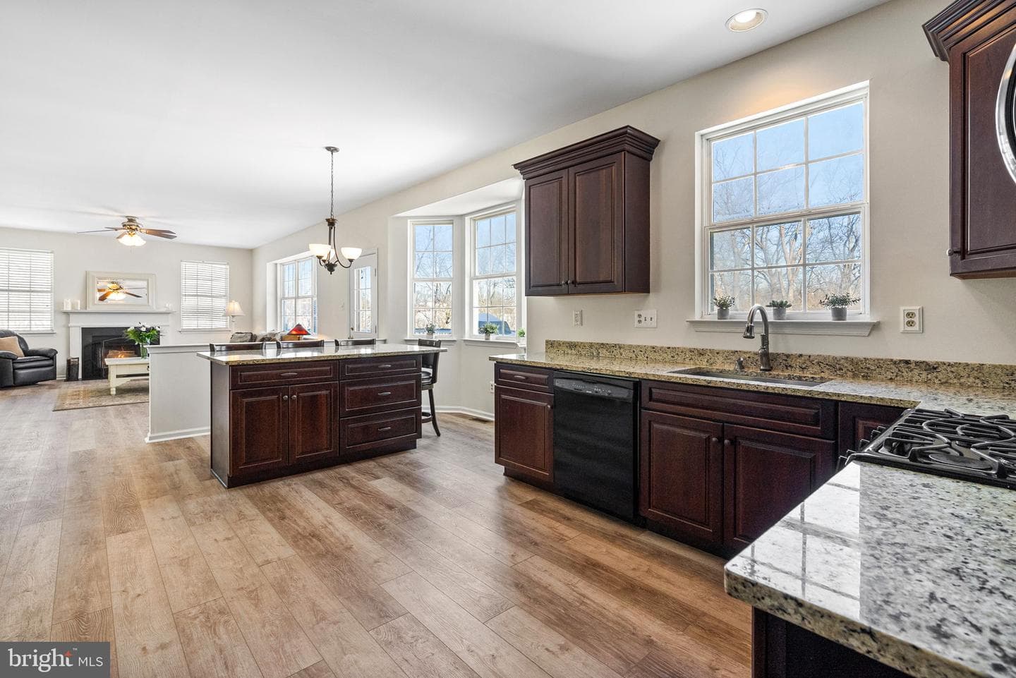 160 Joan Drive photo 18