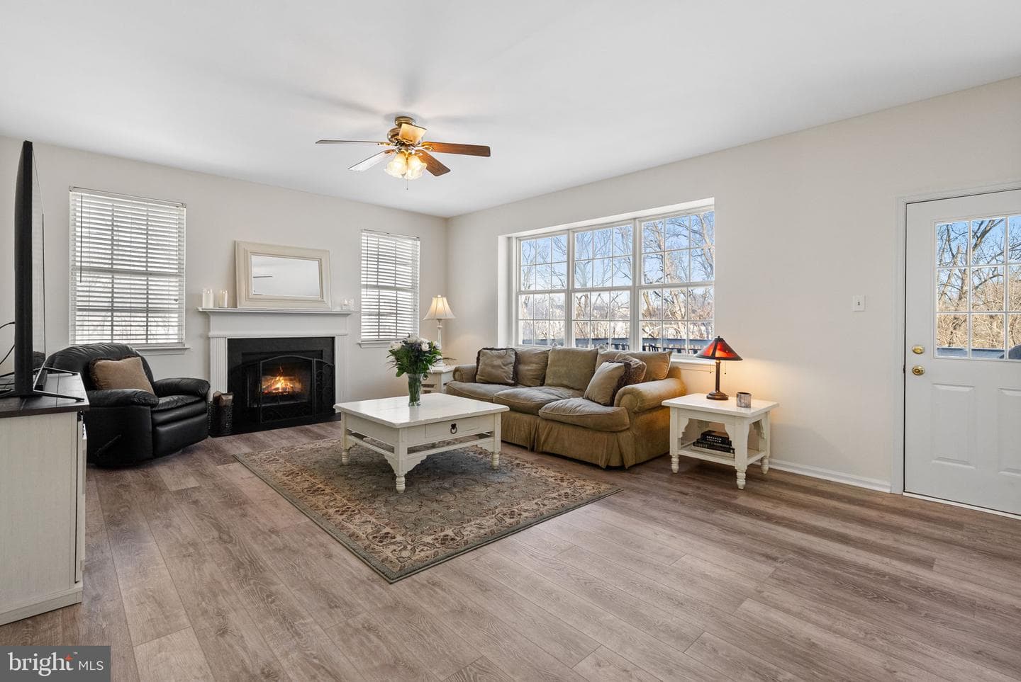 160 Joan Drive photo 21